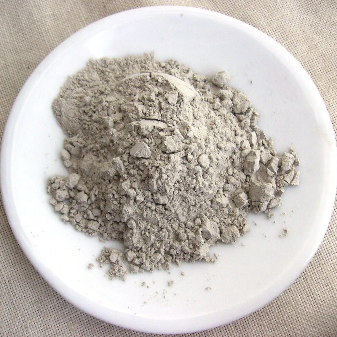 Bùn Bentonite (Bentonite Clay)